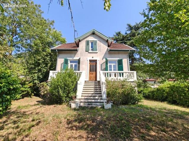 Maison 6 pièces 130 m²