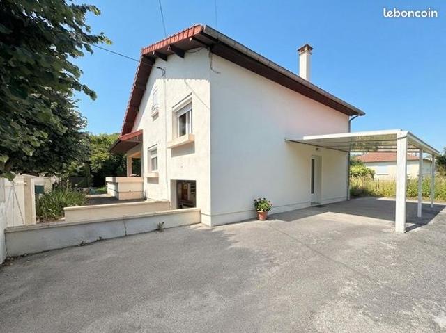 Maison 6 pièces 130 m²