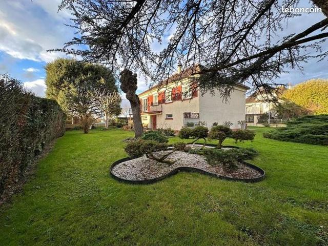 Maison 6 pièces 130 m²