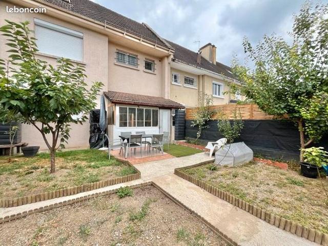 Maison 6 pièces 130 m²