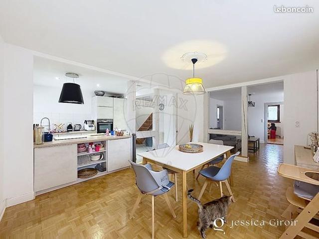 Maison 6 pièces 130 m²