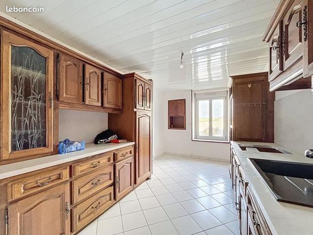 Maison 6 pièces 130 m²
