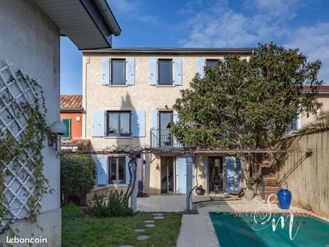 Maison 6 pièces 130 m²