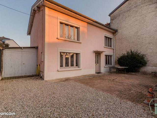 Maison 6 pièces 130 m²