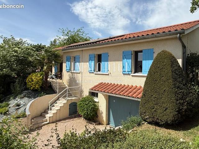 Maison 6 pièces 130 m²