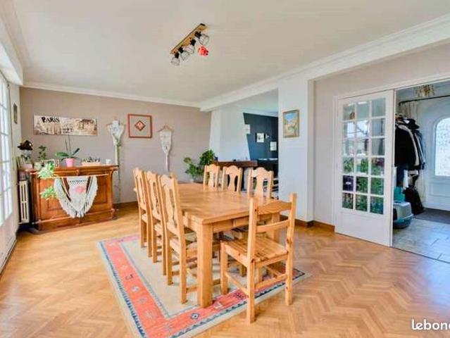Maison 6 pièces 130 m²