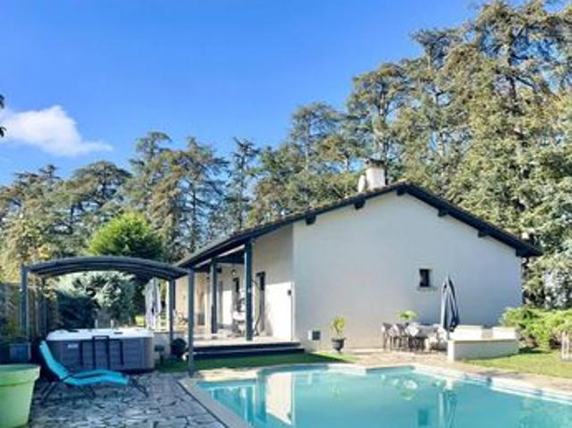 Maison 6 pièces 130 m²