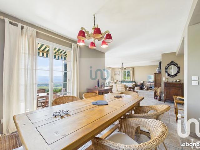 Maison 6 pièces 130 m²