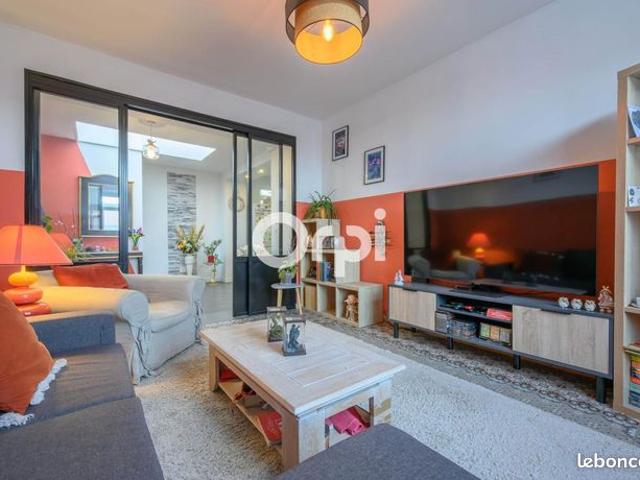 Maison 5 pièces 130 m²