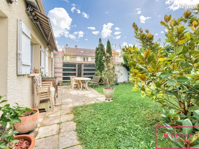 Maison 6 pièces 130 m²