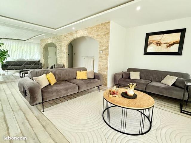 Maison 6 pièces 130 m²
