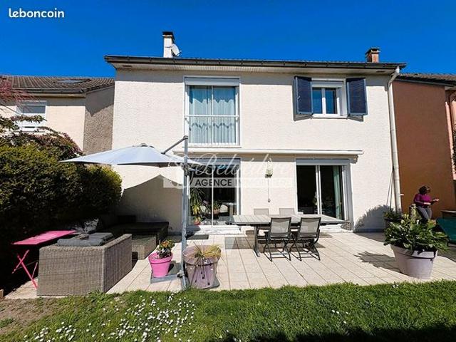 Maison 6 pièces 131 m²