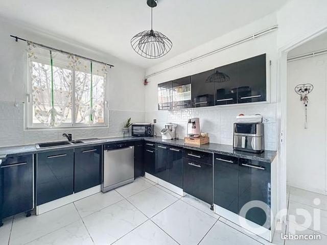 Maison 6 pièces 131 m²