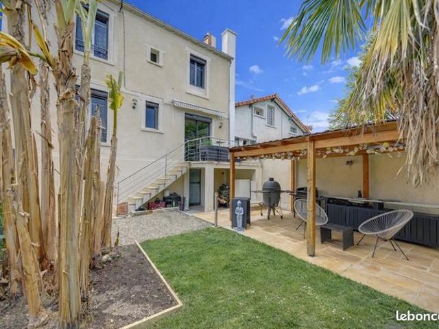 Maison 6 pièces 131 m²