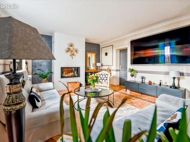 Maison 6 pièces 131 m²