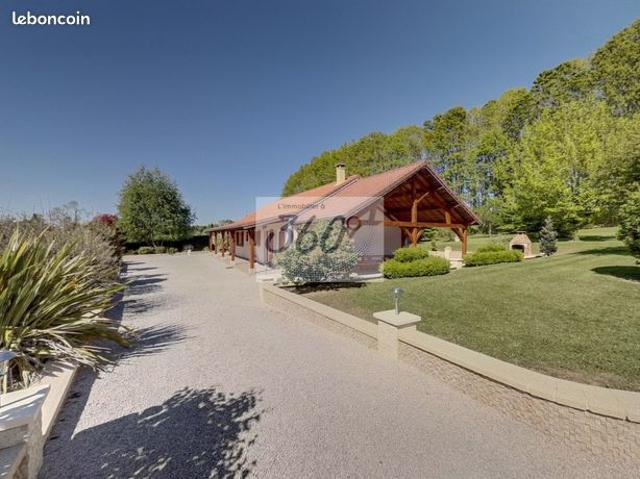 Maison 6 pièces 131 m²