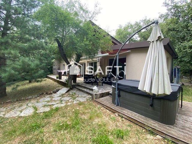 Maison 6 pièces 131 m²