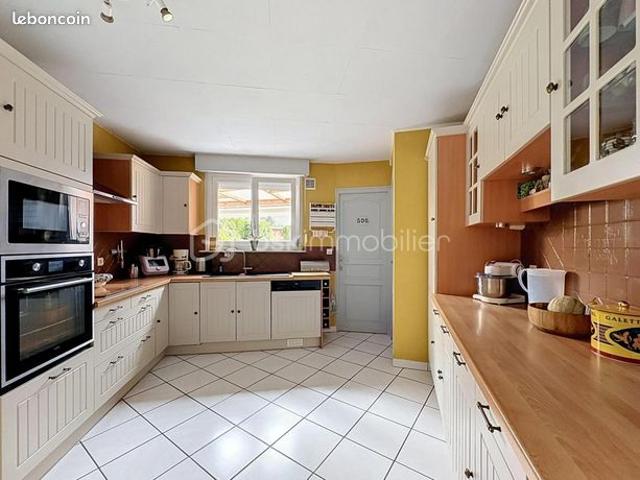 Maison 6 pièces 131 m²