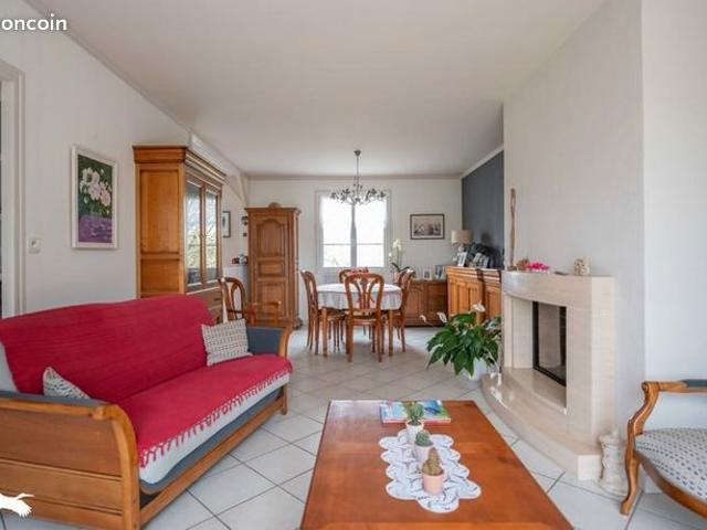 Maison 6 pièces 131 m²