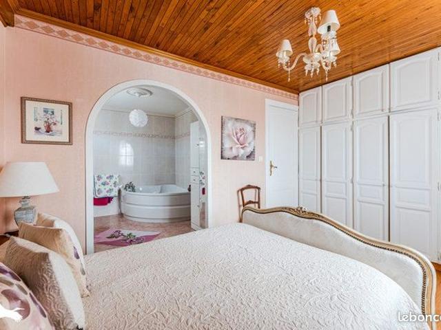 Maison 6 pièces 131 m²