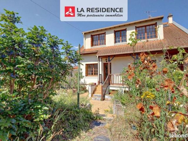 Maison 6 pièces 131 m²