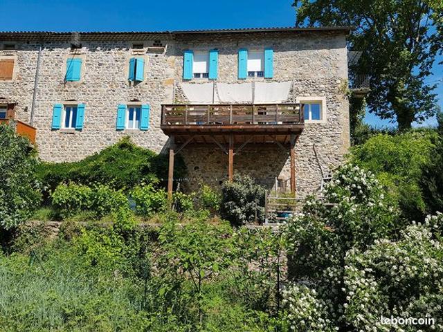 Maison 6 pièces 132 m²