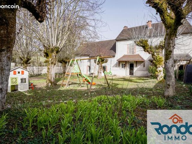 Maison 6 pièces 132 m²