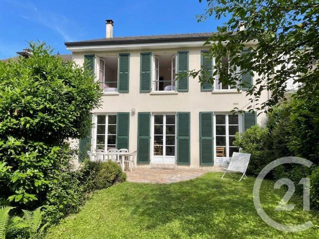 Maison 6 pièces 132 m²