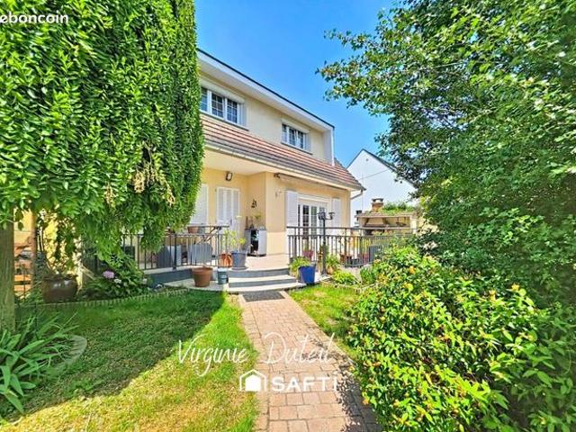 Maison 6 pièces 132 m²