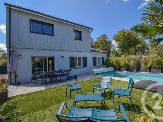 Maison 6 pièces 132 m²