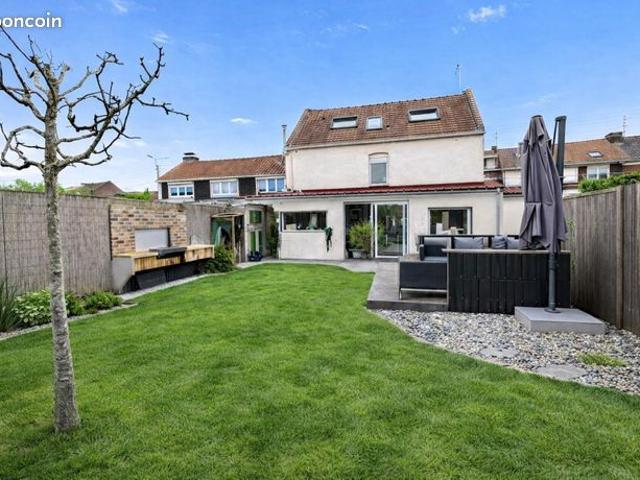 Maison 6 pièces 132 m²