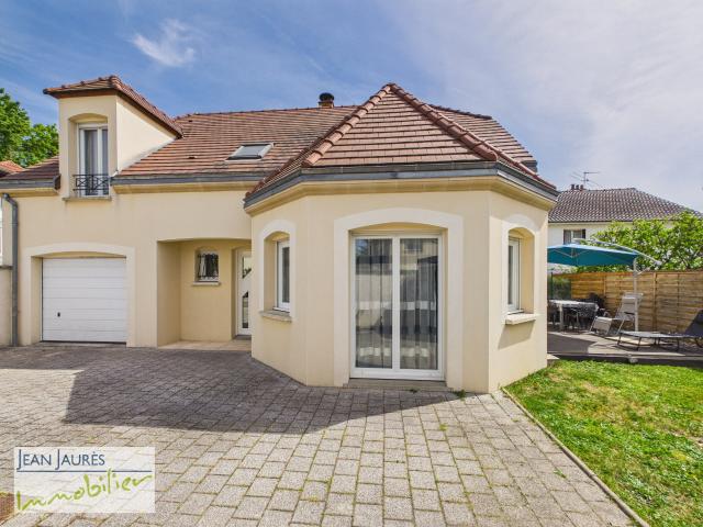 Maison 6 pièces 133 m²