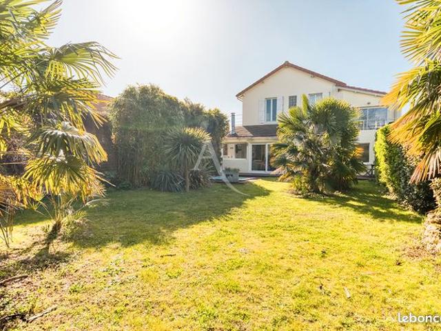 Maison 6 pièces 133 m²
