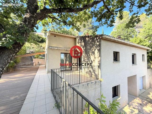 Maison 6 pièces 135 m²