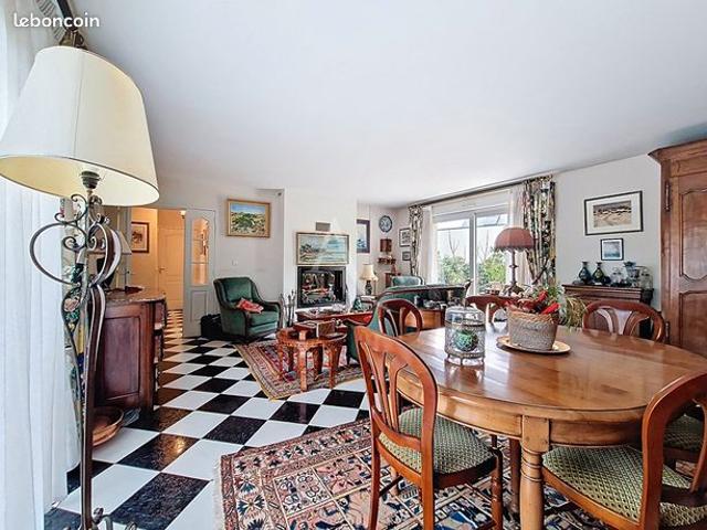 Maison 6 pièces 133 m²