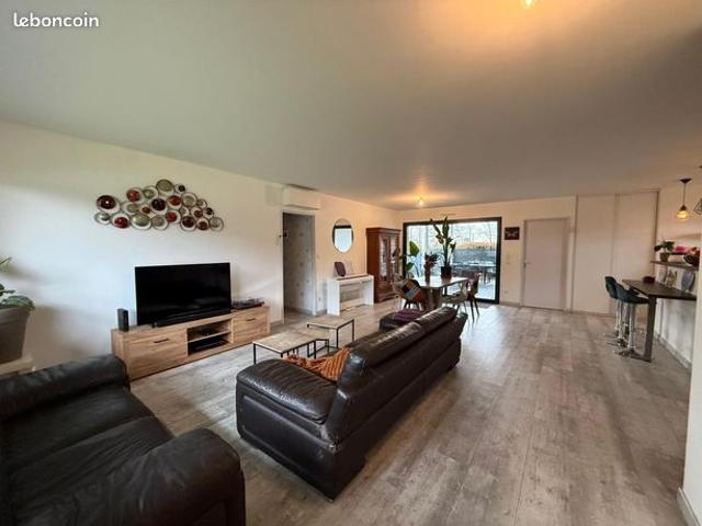 Maison 6 pièces 144 m²