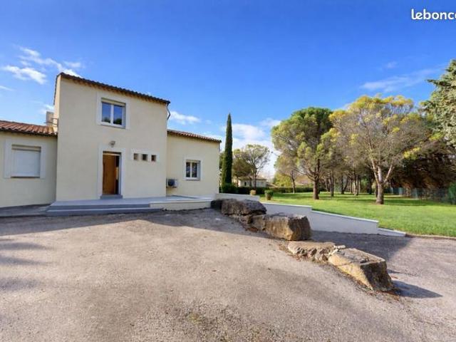 Maison 6 pièces 144 m²