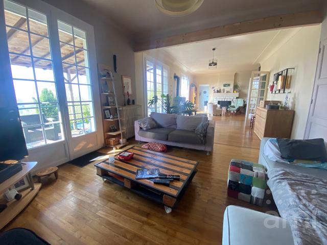 Maison 6 pièces 144 m²