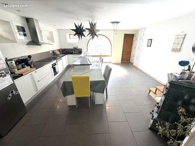 Maison 6 pièces 144 m²