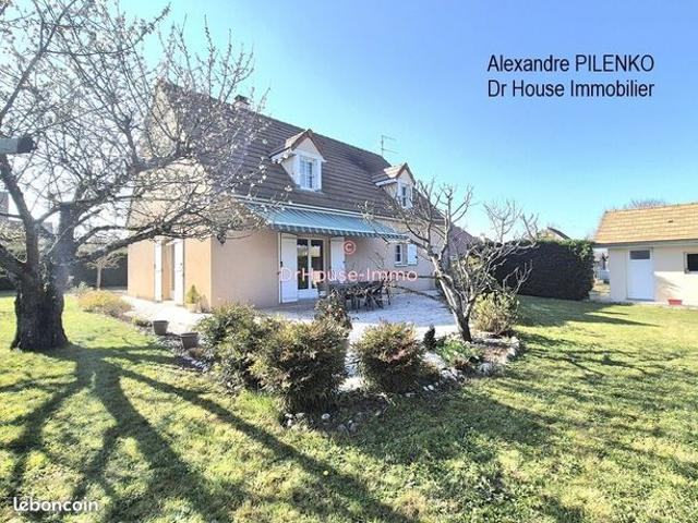 Maison 6 pièces 144 m²