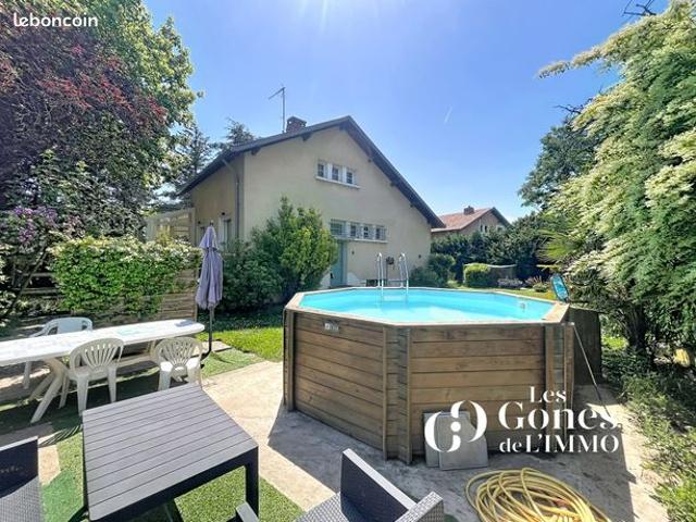 Maison 6 pièces 144 m²