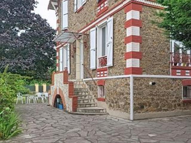 Maison 6 pièces 144 m²