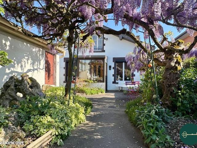 Maison 6 pièces 144 m²