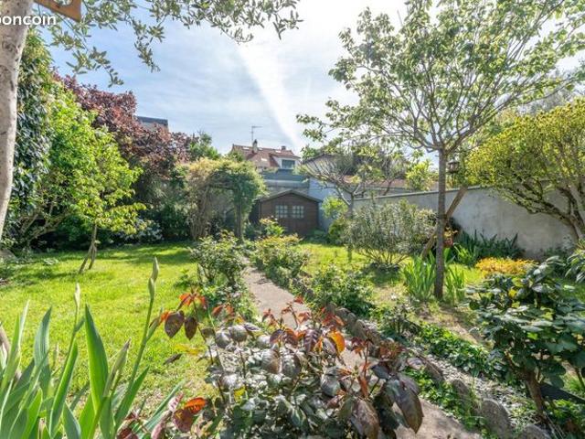 Maison 6 pièces 144 m²