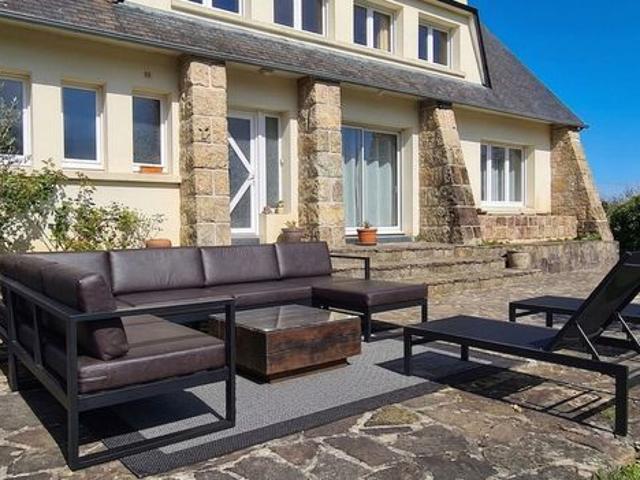 Maison 6 pièces 144 m²