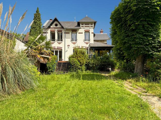 Maison 6 pièces 144 m²
