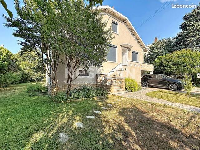Maison 6 pièces 144 m²