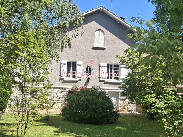 Maison 6 pièces 144 m²