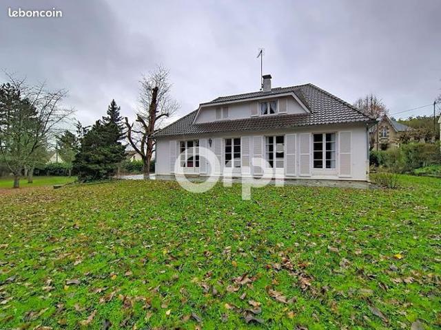 Maison 6 pièces 144 m²