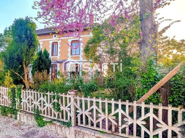 Maison 6 pièces 144 m²